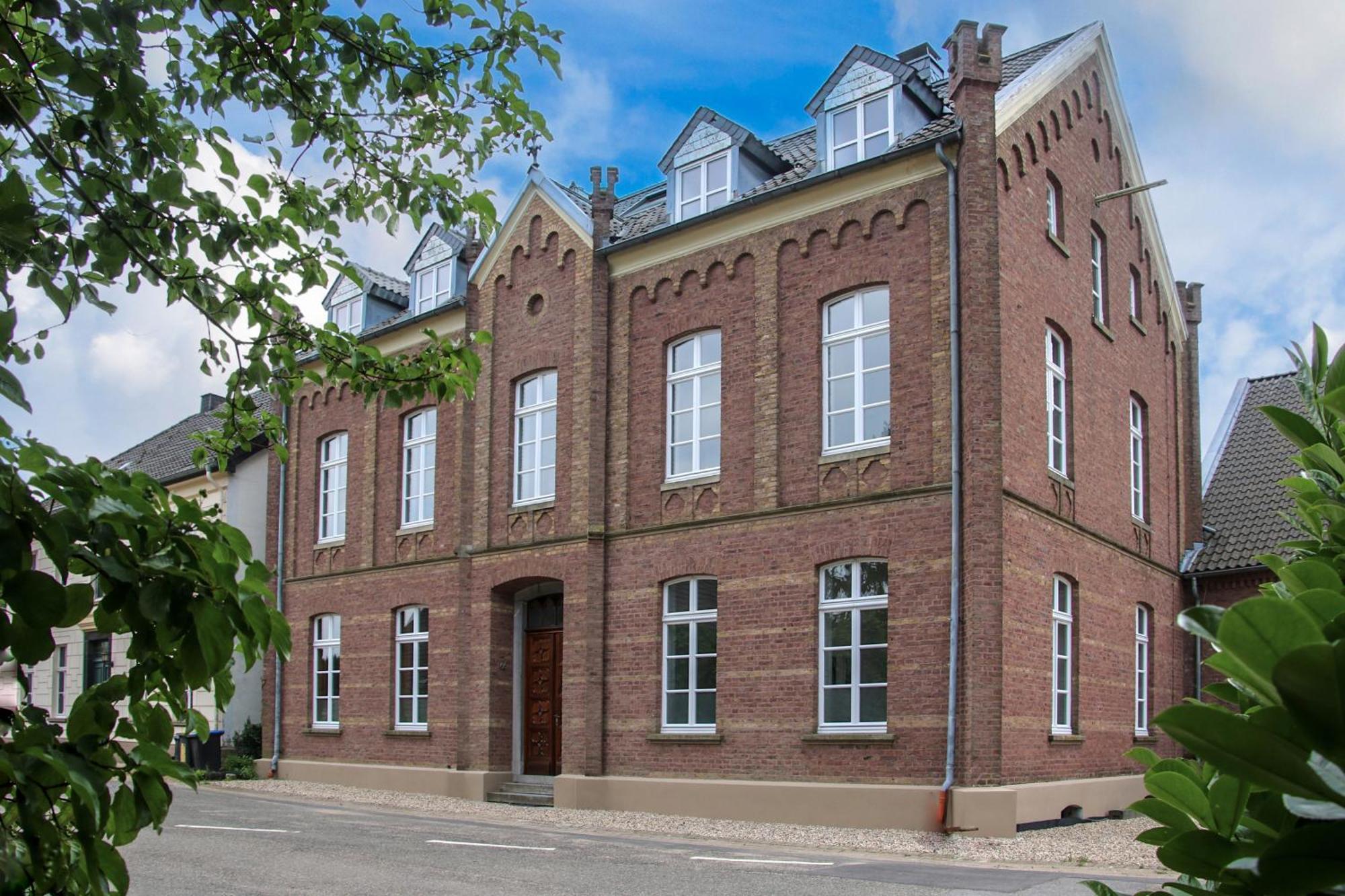 Muehlen-Apartment Im Herrenhaus Rheinblick ซานเทน ภายนอก รูปภาพ